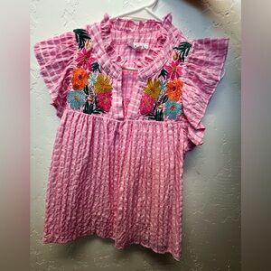 THML Shop Avara 
Women’s Pink Embroidered Top